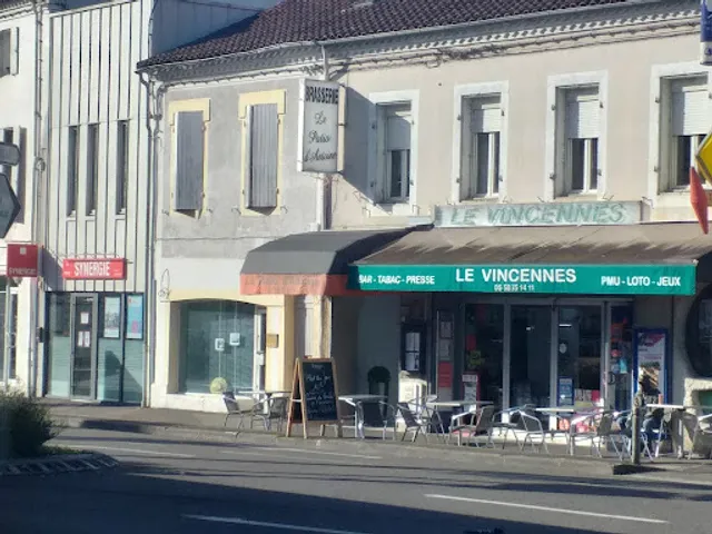 LE VINCENNES LE PATIO D ANTOINE