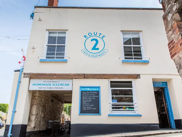 Route 2 Café & Apartments
