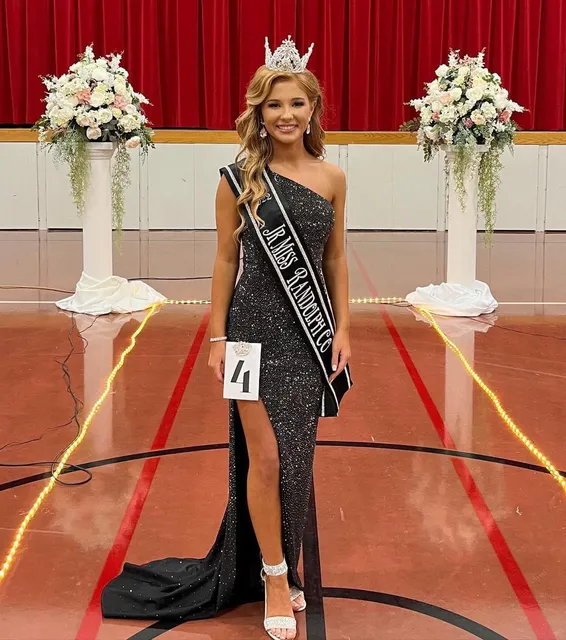 Hair & Spray Tans By Lacey