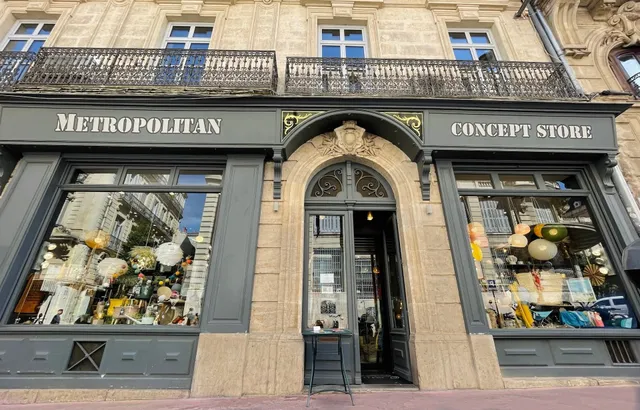 METROPOLITAN CONCEPT STORE