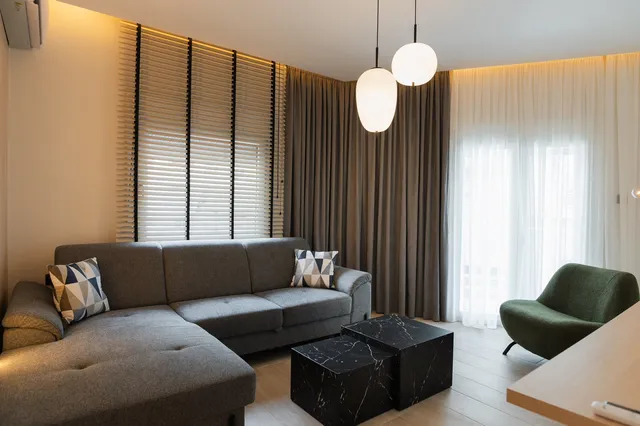 Ellis Luxury Apartment