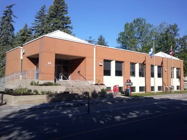 Charlemagne City Hall