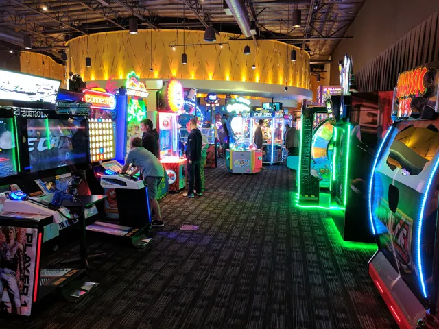 Dave & Buster's Roseville