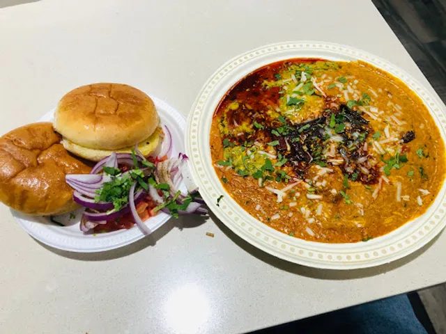 BOMBAY STREET TADKA
