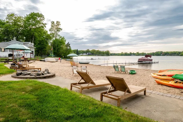 South Shore Resort And Retreats