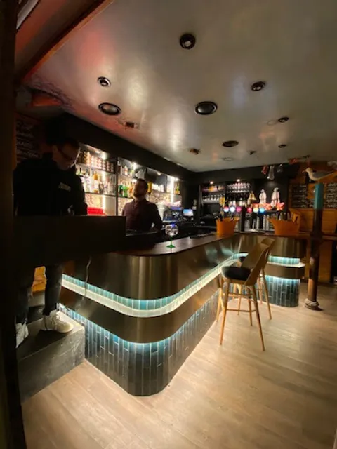 Le Michelet Café Bar/Restaurant