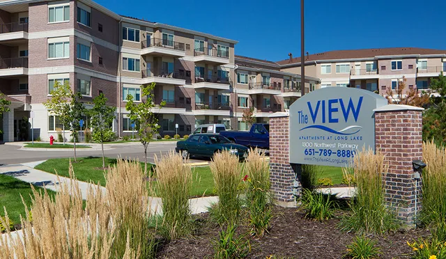 The View Apartments at Long Lake