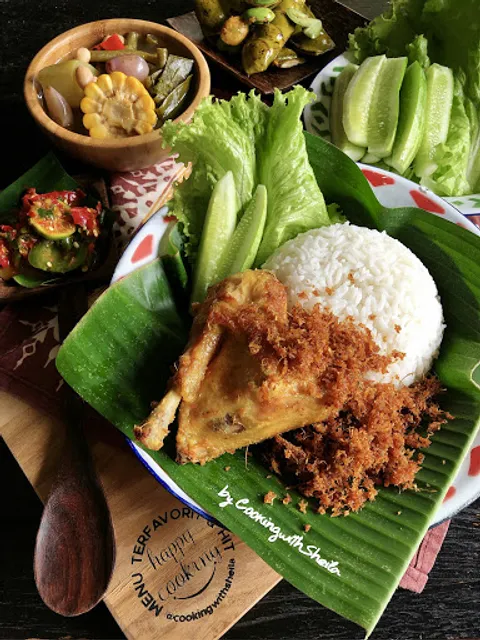 RESTO TEE AYU MASAKAN KHAS SUNDA