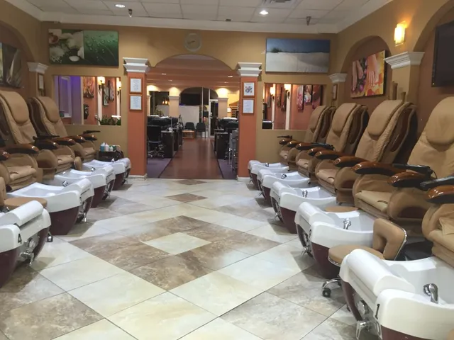 All Nails & Spa Lutherville