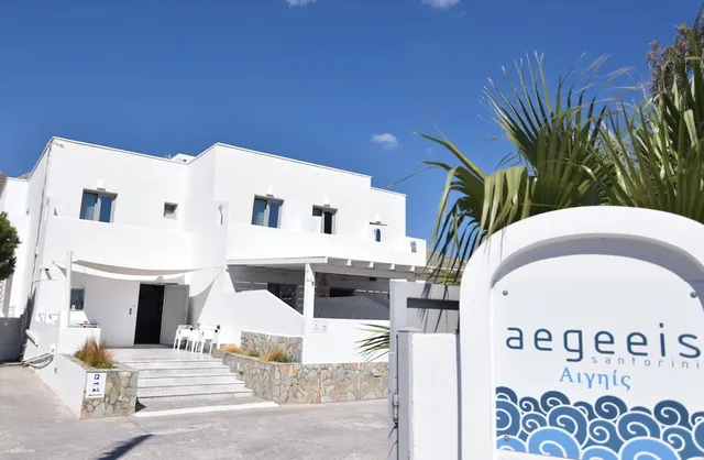 aegeeis santorini