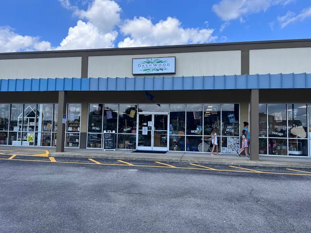 Dashwood Vintage & Flora