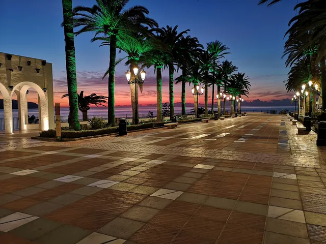 Plaza Balcon De Europa