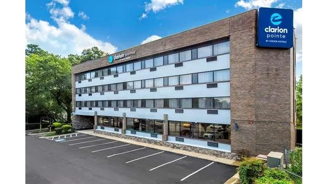 Clarion Pointe Raleigh Midtown