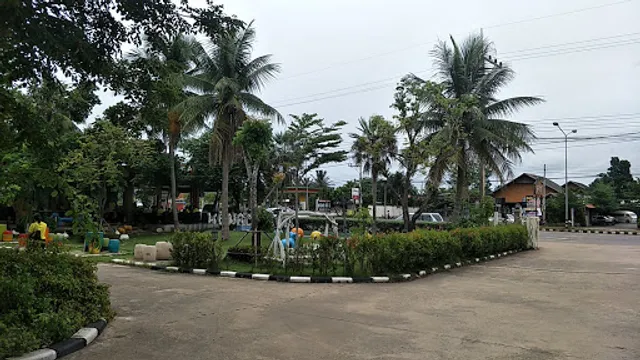 ร้านอาหาร บ้านตาลหอม (Banntarnhom Cafe' & Restaurant)