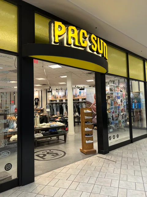PacSun