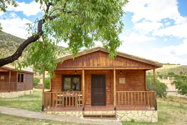 Aldea Los Odres | Cabañas de Madera con Piscina Privada y Barbacoa