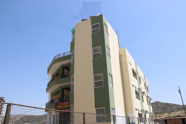 PDM Comforts Guest House & Hostel