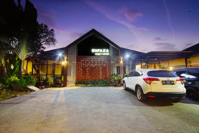 ENFAZA Hotel Syariah