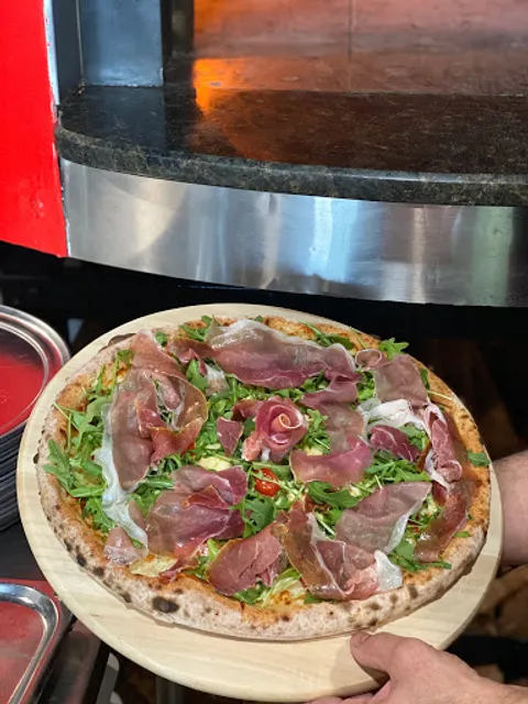 Al Forno Neapolitan Wood Fire Pizza