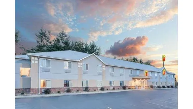 Super 8 by Wyndham Seville