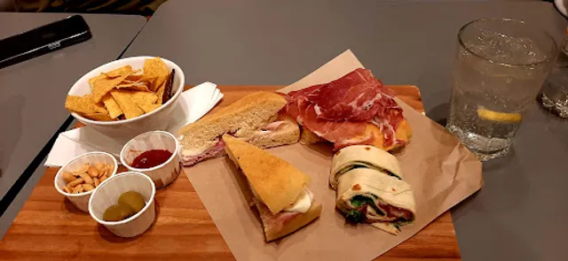 Bar Atlantic di Via Adriano