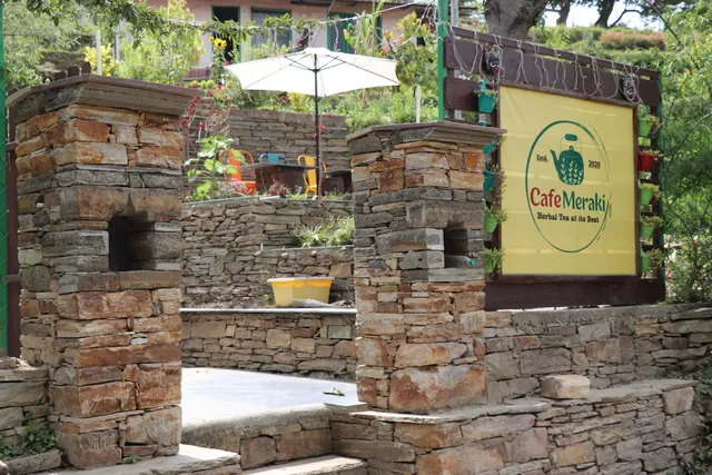 Meraki Living Luxury Villas and Home Stay