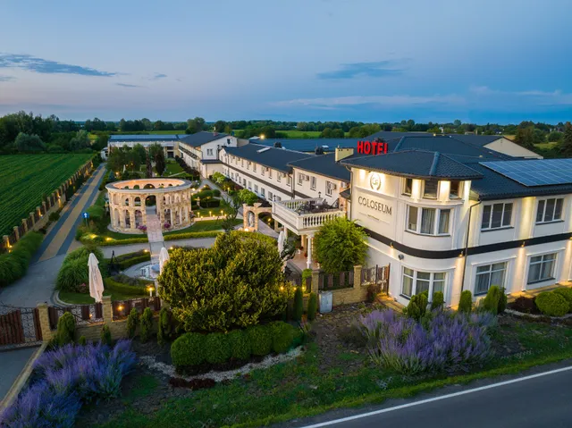 Hotel & Restauracja Coloseum