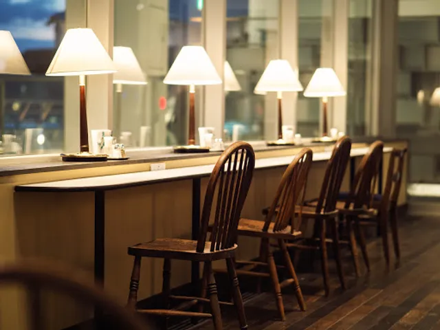 ONOMICHI TOM'S SANDWICH & BAR