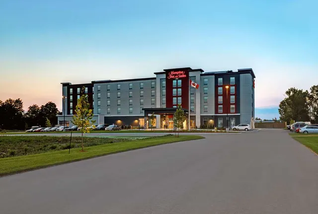 Hampton Inn & Suites by Hilton Belleville