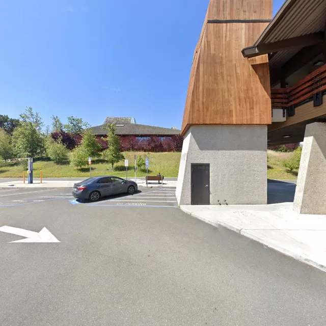 Foothill Pacific Dining at Hilltop Grill