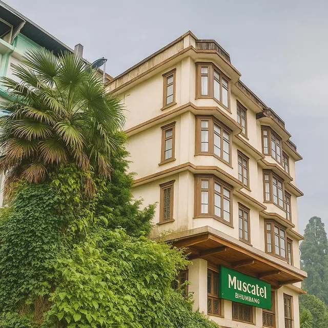 Muscatel BhumSang - 200 Mts from Mall Road