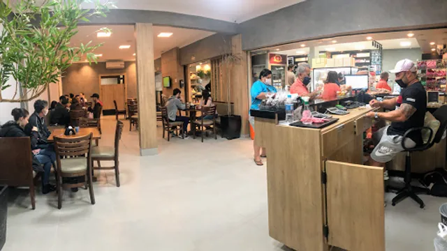 Délika Padaria e Confeitaria (Zona Norte)