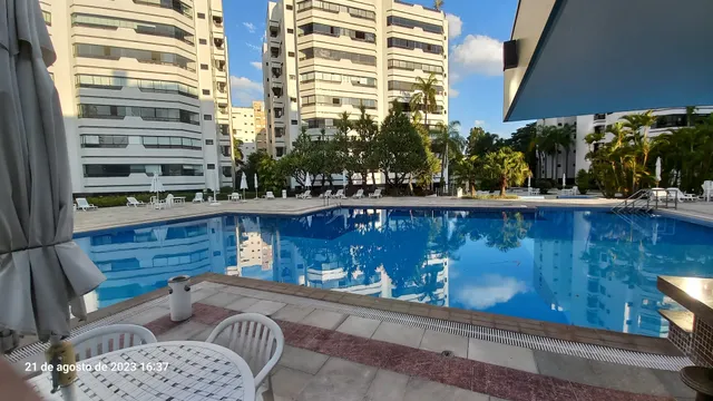 Condominio Champs Elysées