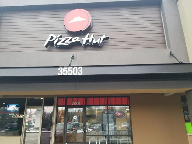 Pizza Hut