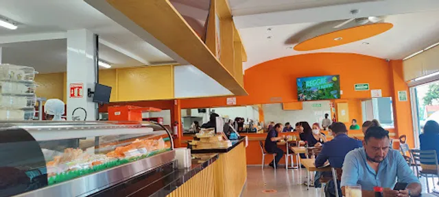 Sushitai - Mariano Escobedo