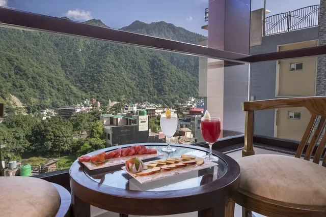 Regenta Inn On The Ganges Rishikesh