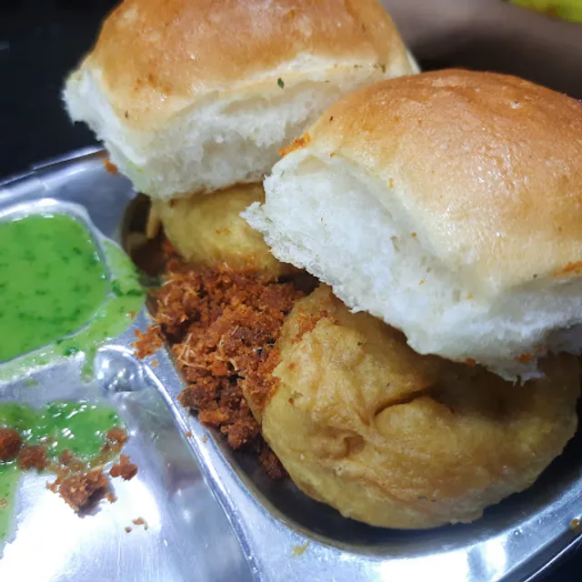 Datta Prasad Vada Pav Centre