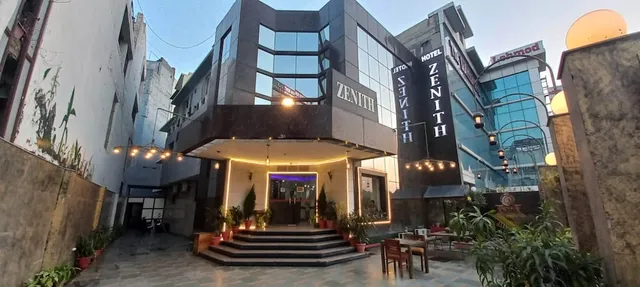 ZENITH HOTEL - DELHI AIRPORT