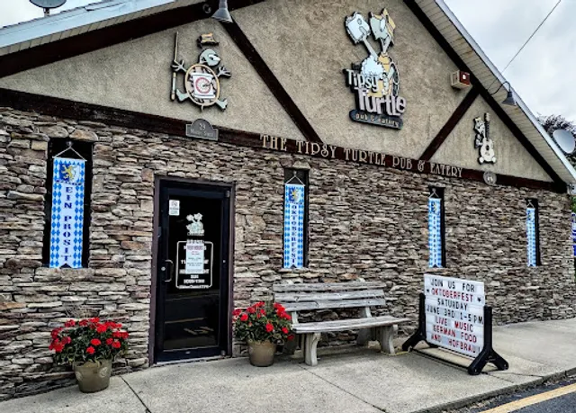 The Tipsy Turtle Market St Pub