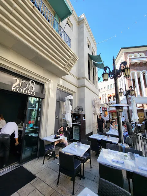 208 Rodeo Restaurant