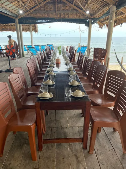 Nhà Hàng Hải Sản Bé Lài Lăng Cô