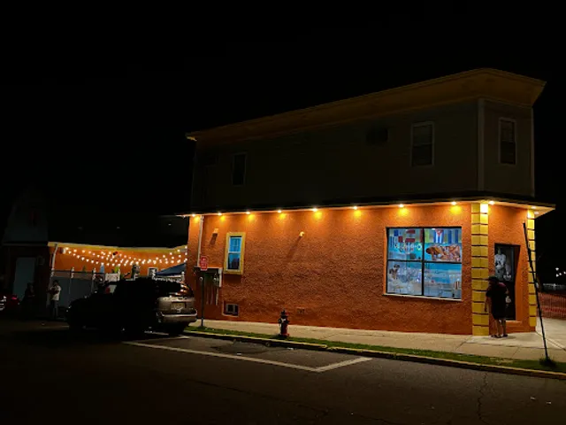 Equis Pica Pollo Perth Amboy