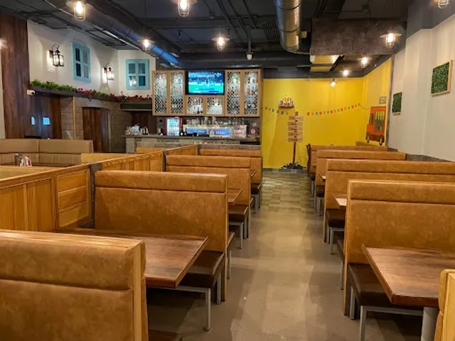 M'eating Square Kitchen & Bar - Multicuisine Restaurant