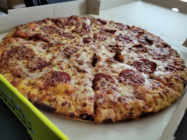 Hungry Howie's Pizza & Subs