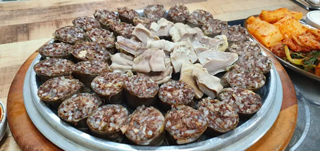 무봉리토종순대국 조치원점