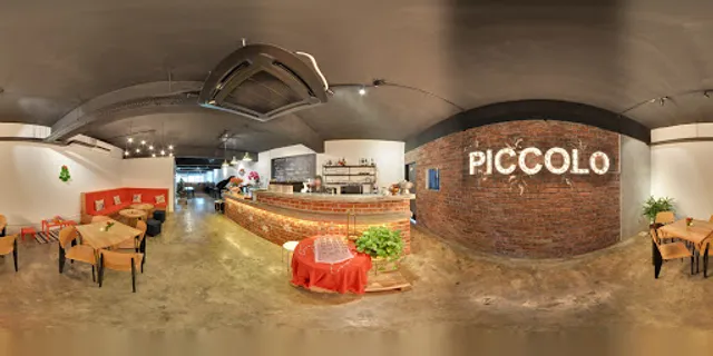 Piccolo Cafe @ Taman Equine