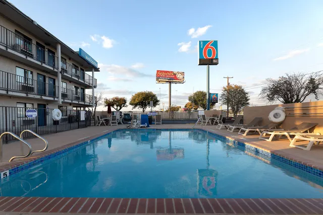 Motel 6 San Antonio, TX - West SeaWorld