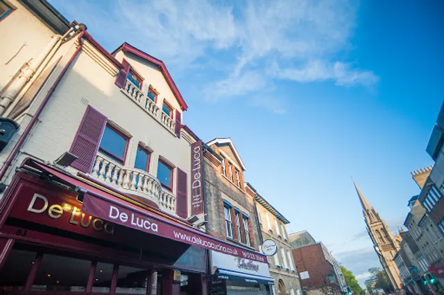 De Luca Cucina & Bar