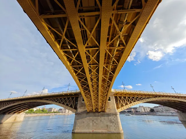 Margit híd Szigeti pillér alagút