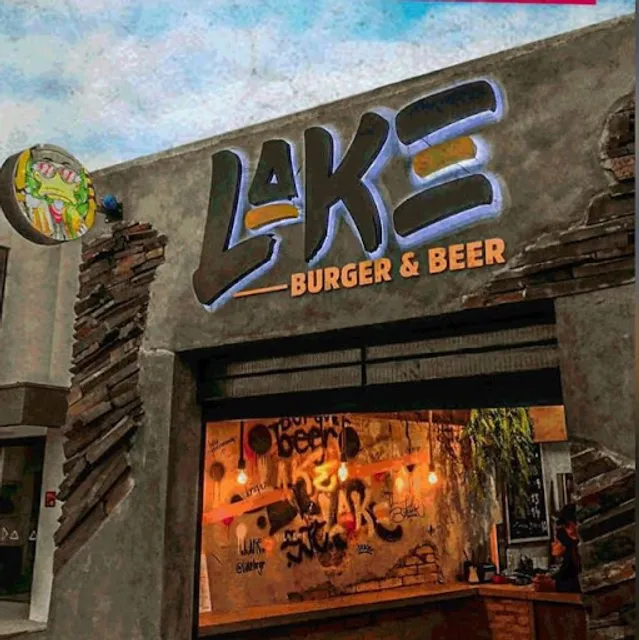 LAKE burger & beer